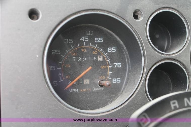 image for item I8047 1990 GMC Vandura G2500 pickup truck