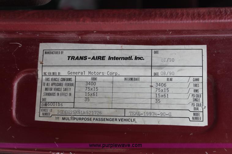 image for item I8047 1990 GMC Vandura G2500 pickup truck