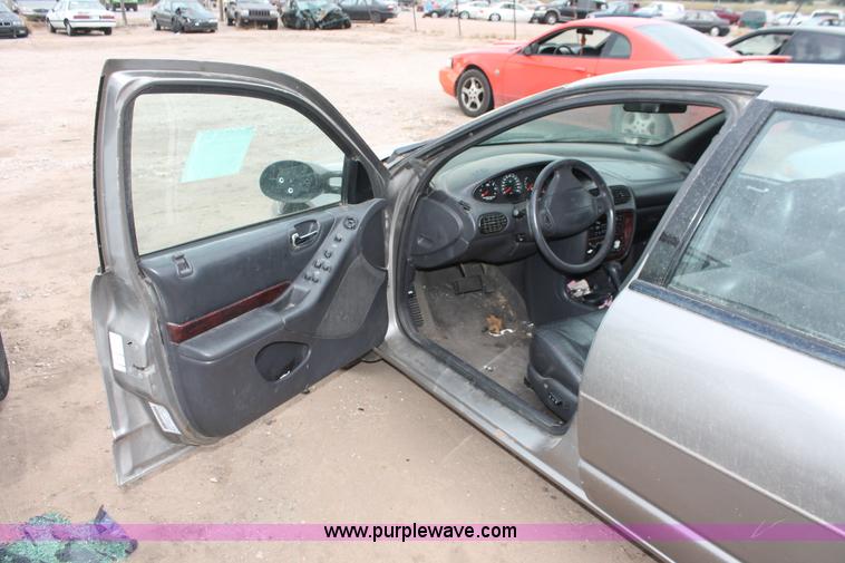 image for item I8048 1998 Chrysler Cirrus LXi