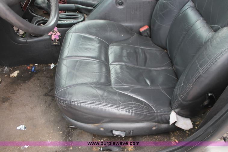 image for item I8048 1998 Chrysler Cirrus LXi