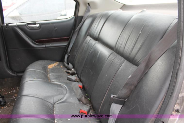 image for item I8048 1998 Chrysler Cirrus LXi