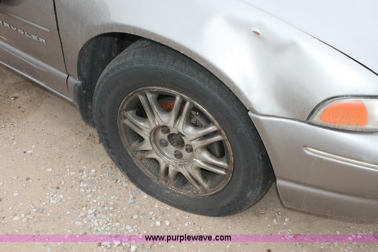 image for item I8048 1998 Chrysler Cirrus LXi