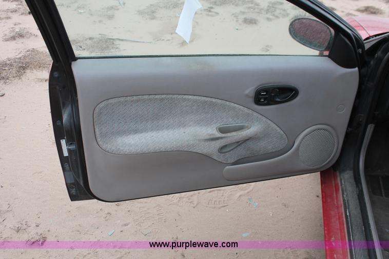 image for item I8049 2000 Saturn SC SC2