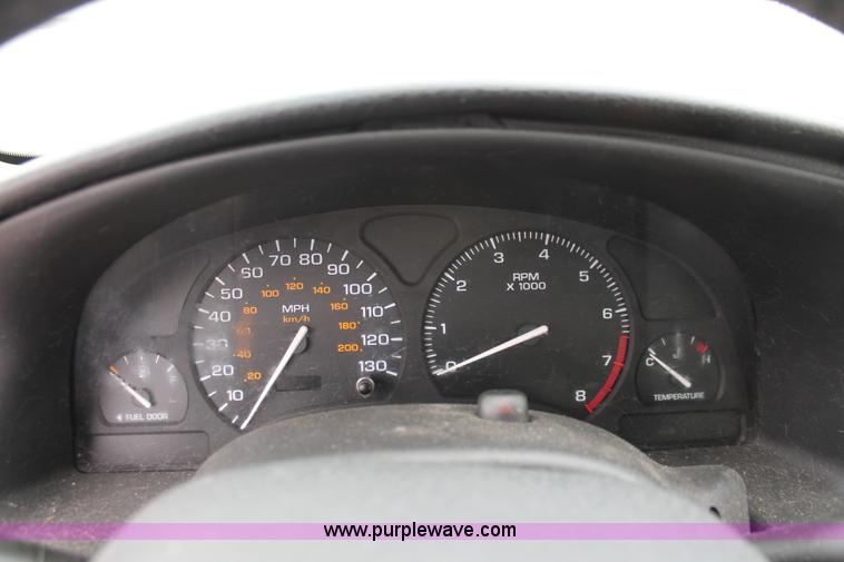 image for item I8049 2000 Saturn SC SC2