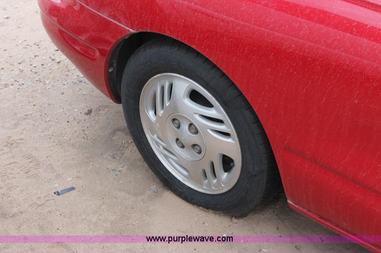 image for item I8049 2000 Saturn SC SC2