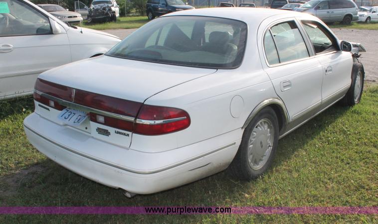 image for item I8095 1995 Lincoln Continental
