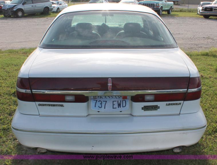 image for item I8095 1995 Lincoln Continental