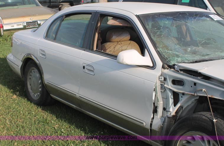 image for item I8095 1995 Lincoln Continental