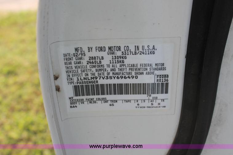 image for item I8095 1995 Lincoln Continental