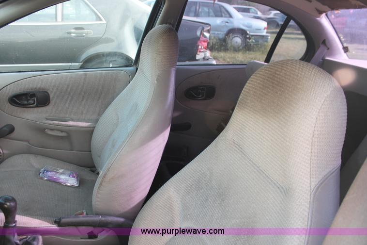 image for item I8096 1997 Saturn SL