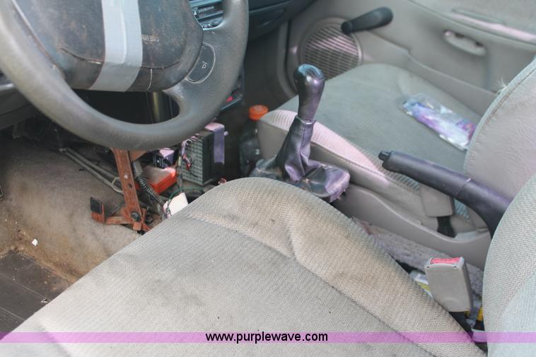 image for item I8096 1997 Saturn SL