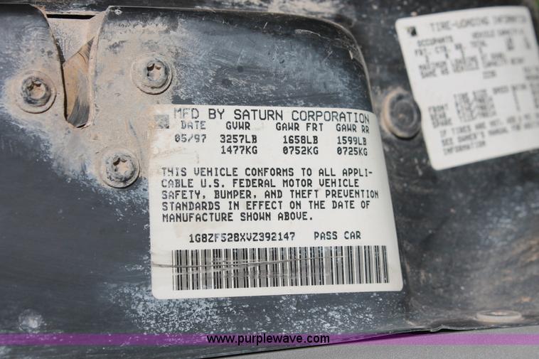 image for item I8096 1997 Saturn SL