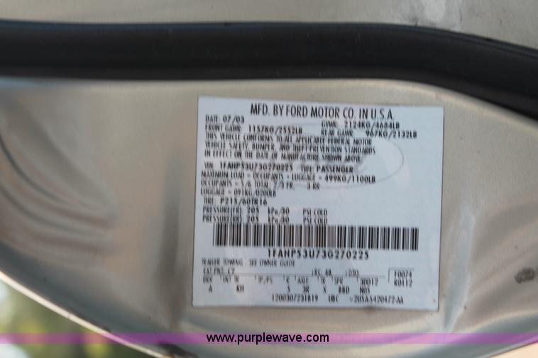 image for item I8097 2003 Ford Taurus SE
