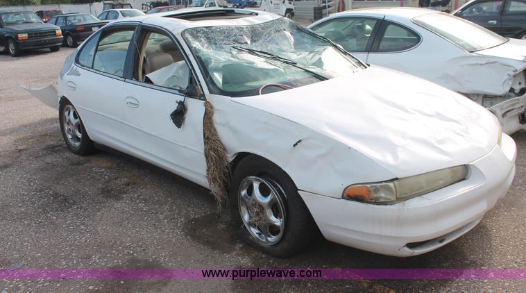 image for item I8099 1998 Oldsmobile Intrigue GL