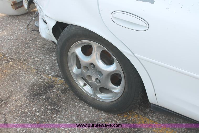 image for item I8099 1998 Oldsmobile Intrigue GL