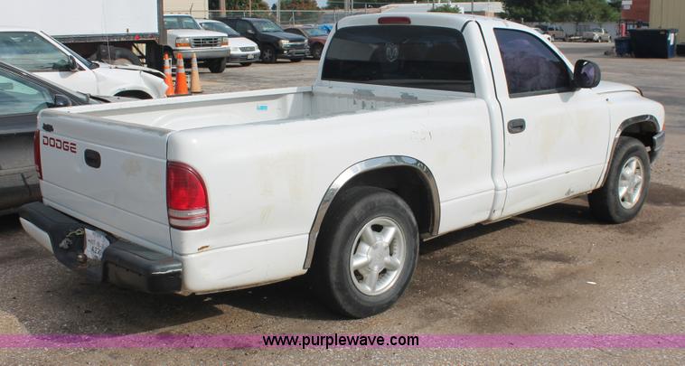 image for item I8101 1997 Dodge Dakota Sport pickup truck