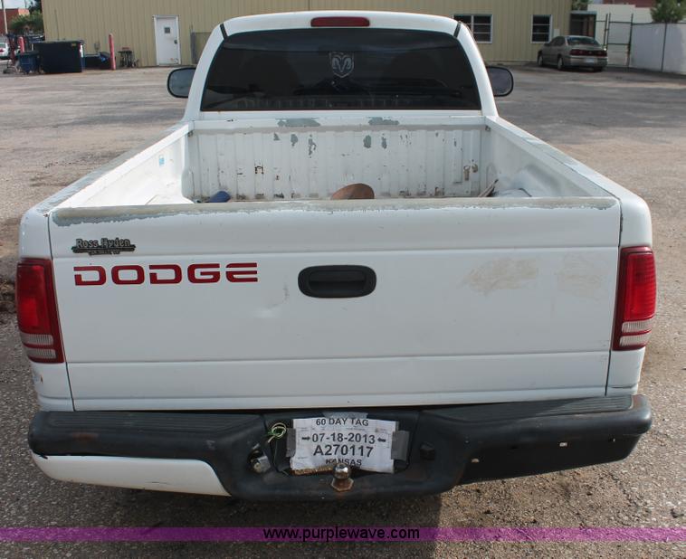 image for item I8101 1997 Dodge Dakota Sport pickup truck