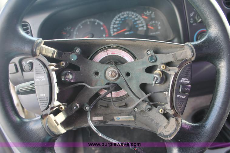 image for item I8101 1997 Dodge Dakota Sport pickup truck