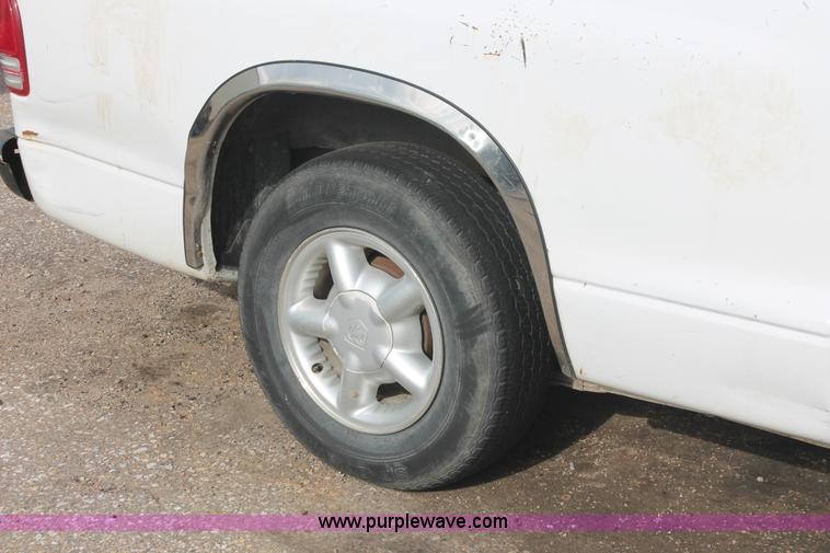 image for item I8101 1997 Dodge Dakota Sport pickup truck