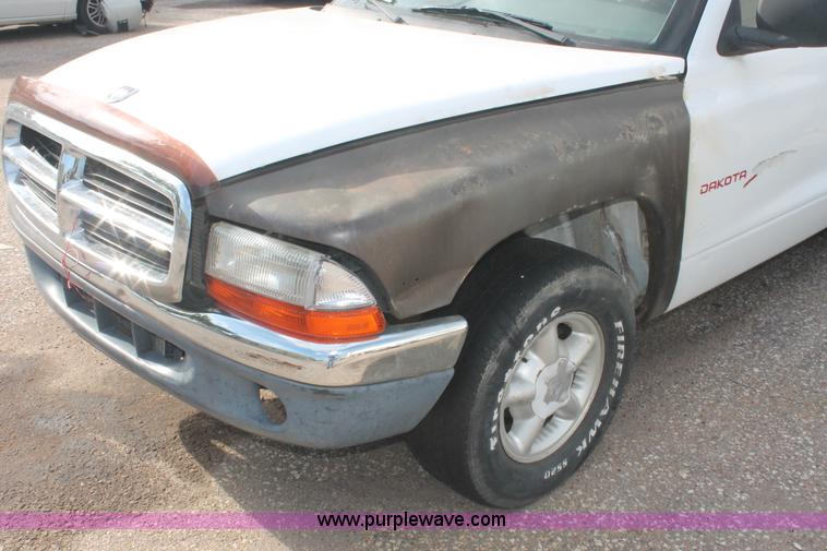 image for item I8101 1997 Dodge Dakota Sport pickup truck