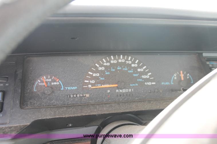 image for item I8104 1992 Oldsmobile Royale Eighty Eight