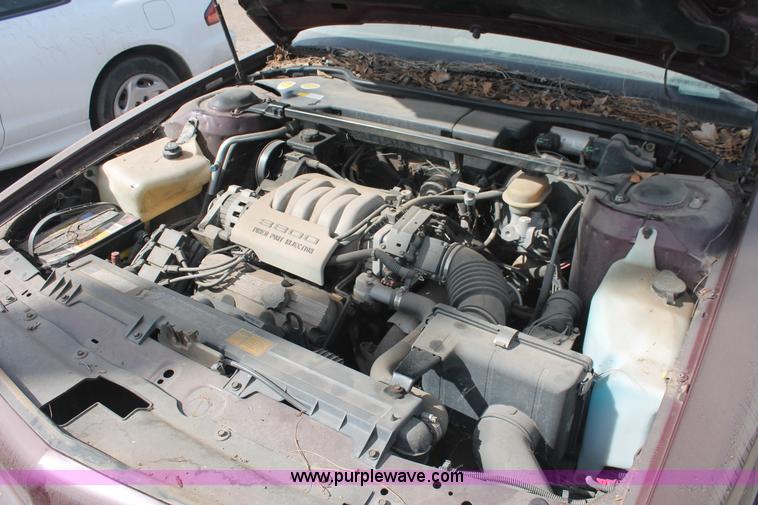 image for item I8104 1992 Oldsmobile Royale Eighty Eight