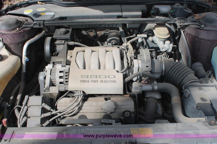 image for item I8104 1992 Oldsmobile Royale Eighty Eight