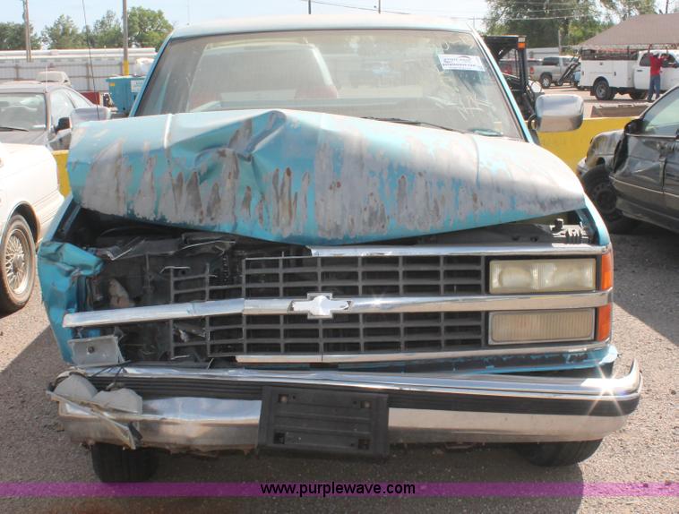 image for item I8105 1991 Chevrolet 1500 pickup truck