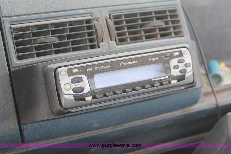 image for item I8105 1991 Chevrolet 1500 pickup truck