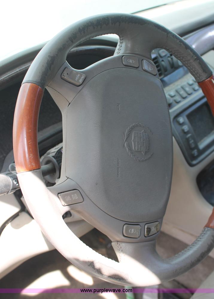 image for item I8107 2001 Cadillac DeVille DTS