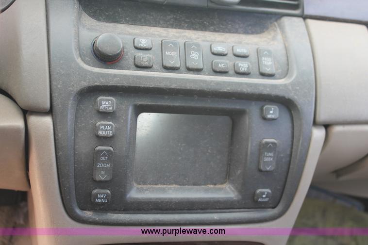 image for item I8107 2001 Cadillac DeVille DTS