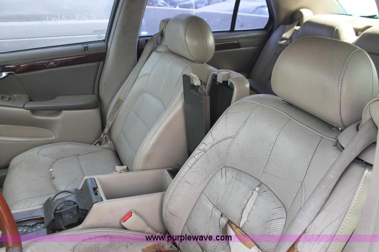 image for item I8107 2001 Cadillac DeVille DTS