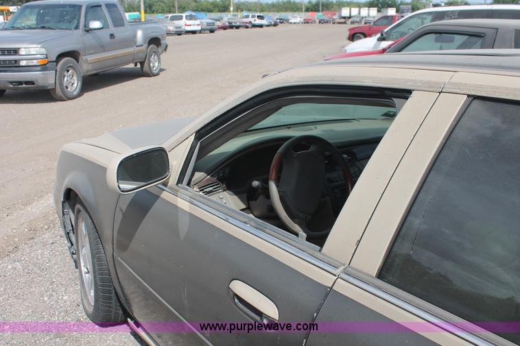 image for item I8107 2001 Cadillac DeVille DTS