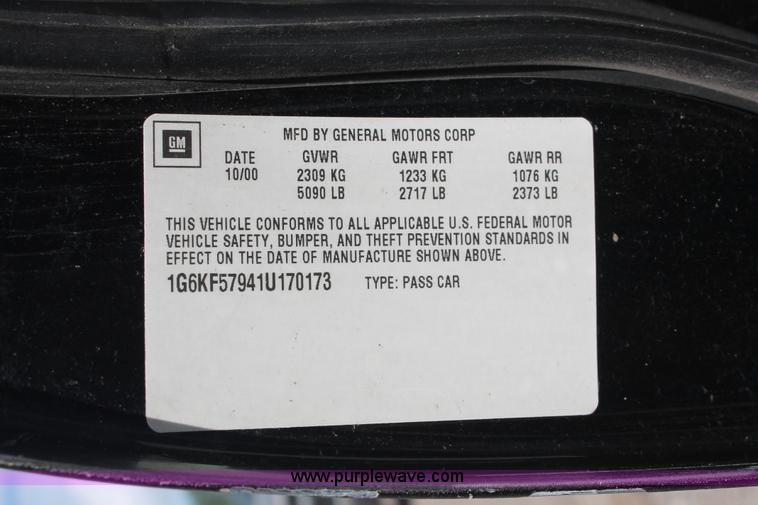 image for item I8107 2001 Cadillac DeVille DTS