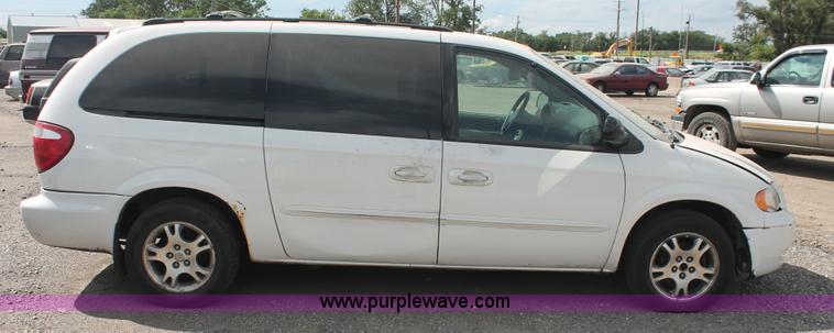 image for item I8108 2003 Dodge Grand Caravan Sport van