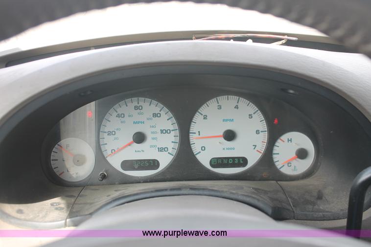 image for item I8108 2003 Dodge Grand Caravan Sport van