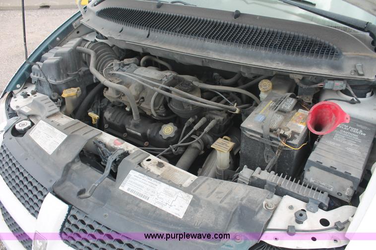 image for item I8108 2003 Dodge Grand Caravan Sport van