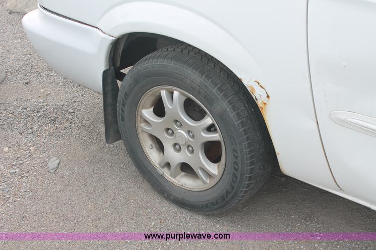 image for item I8108 2003 Dodge Grand Caravan Sport van