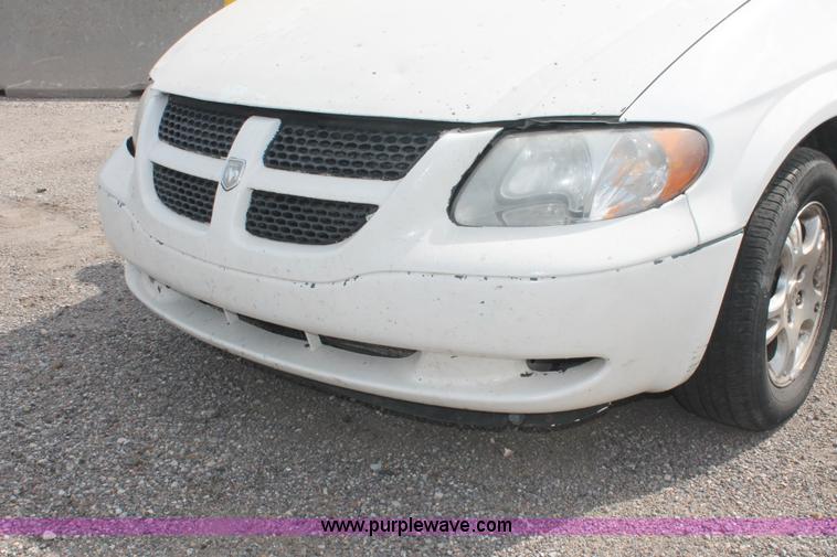 image for item I8108 2003 Dodge Grand Caravan Sport van