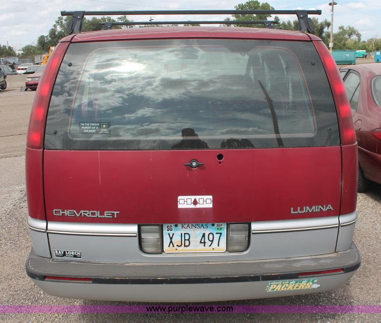 image for item I8109 1990 Chevrolet Lumina APV van