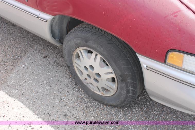 image for item I8109 1990 Chevrolet Lumina APV van