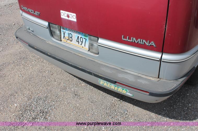 image for item I8109 1990 Chevrolet Lumina APV van
