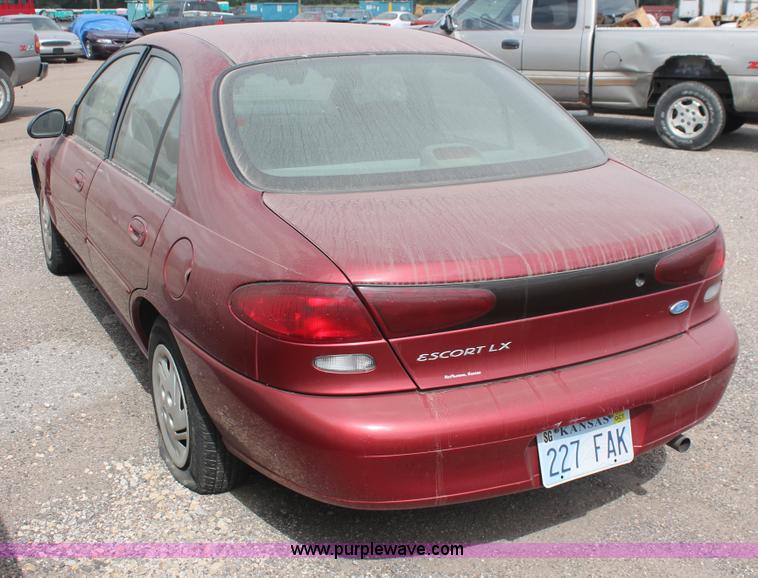image for item I8110 1997 Ford Escort LX