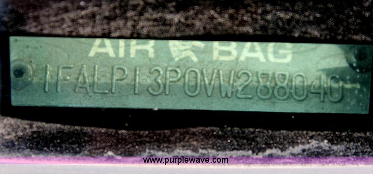 image for item I8110 1997 Ford Escort LX