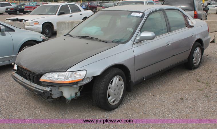 image for item I8113 1998 Honda Accord LX