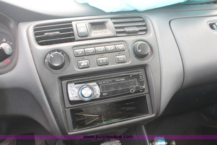 image for item I8113 1998 Honda Accord LX