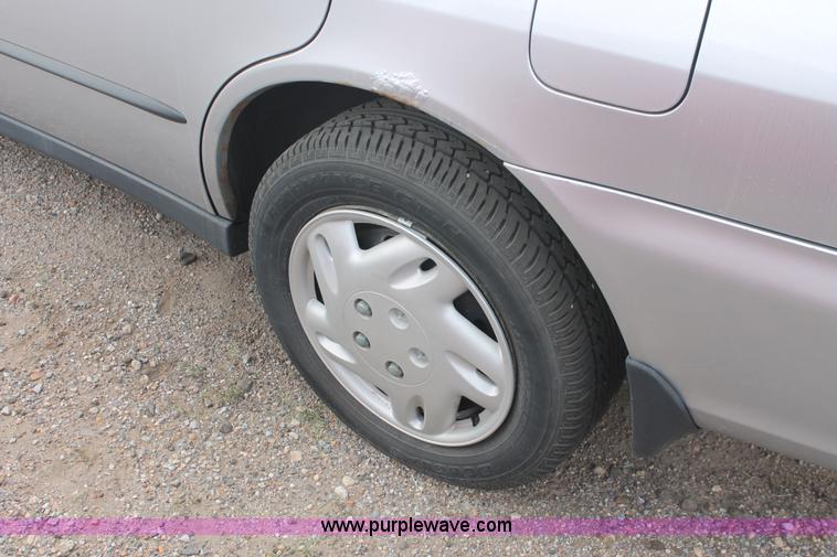 image for item I8113 1998 Honda Accord LX