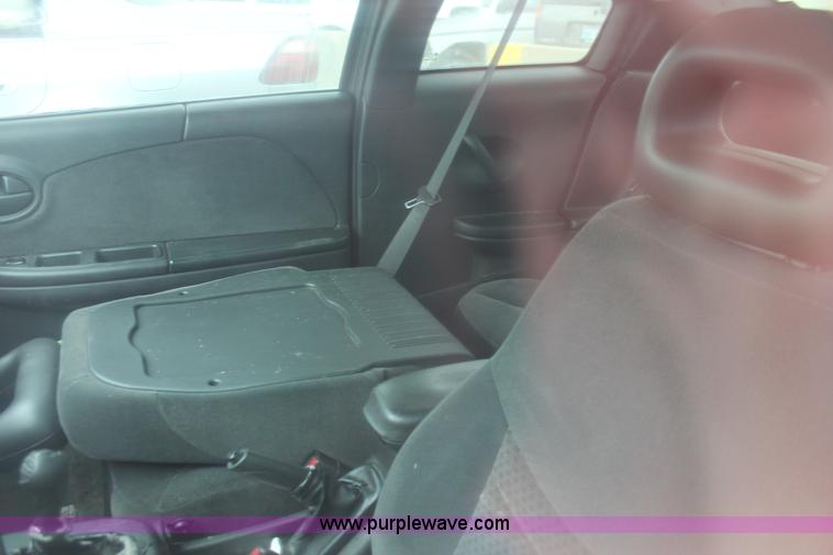 image for item I8114 2004 Saturn ION Quad Coupe 3