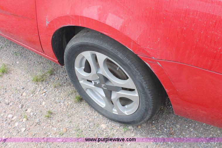 image for item I8114 2004 Saturn ION Quad Coupe 3