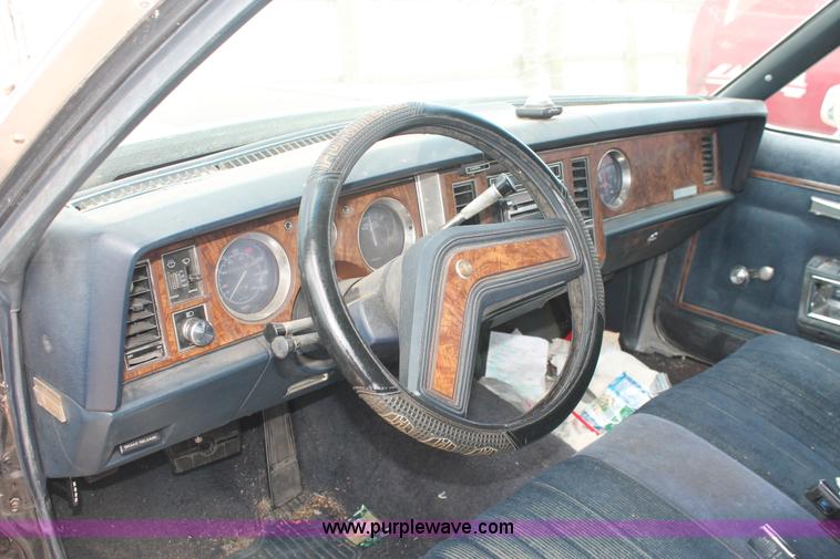 image for item I8115 1981 Buick LeSabe Estate
